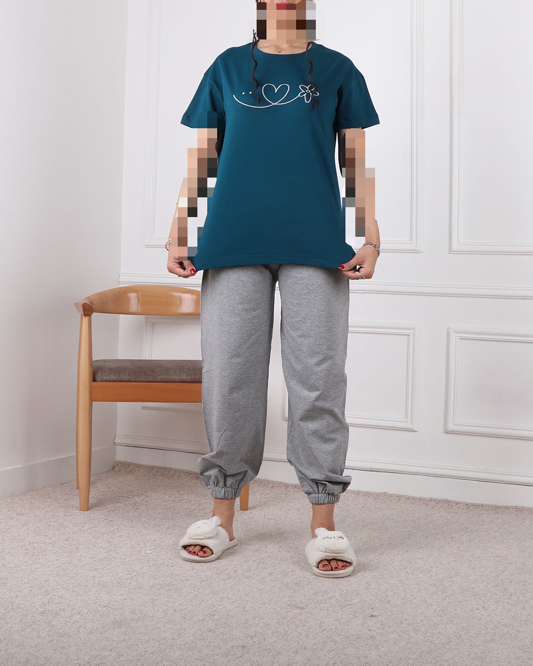 ست تیشرت وشلوار اسلش قلب ولبخند کد 2390